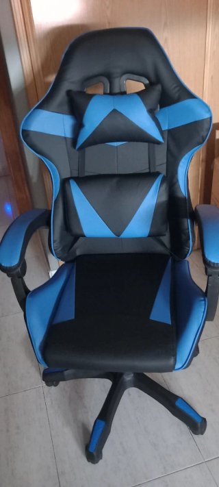 Silla de ordenador gaming negra y azul