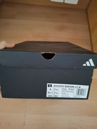 Adidas Adizero Boston 12 Talla 41 1/3 EU.