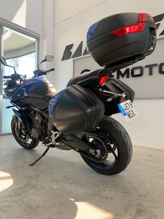 Triumph Tiger Sport 660 Azul