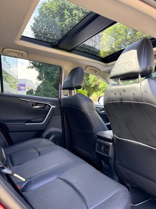 TOYOTA RAV4 HYBRID LUXURY PANORAMICO