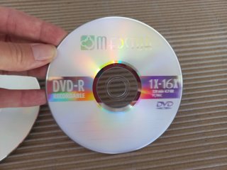 CD/DVD