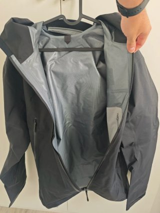 Chaqueta Arc'teryx Beta Talla M Negra Nueva
