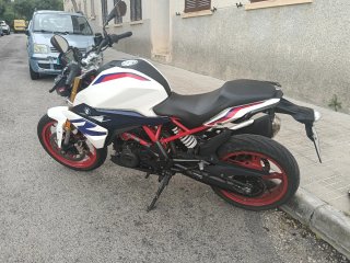 BMW G 310 R