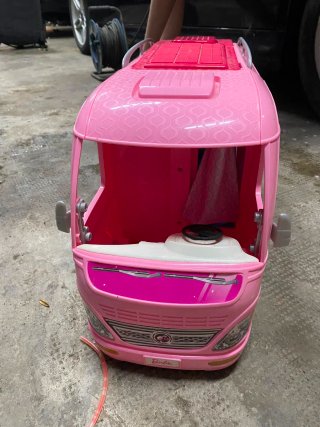 Autocaravana Barbie Dream Camper Rosa