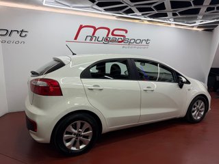 Kia Rio 1.2 CVVT 84CV Drive