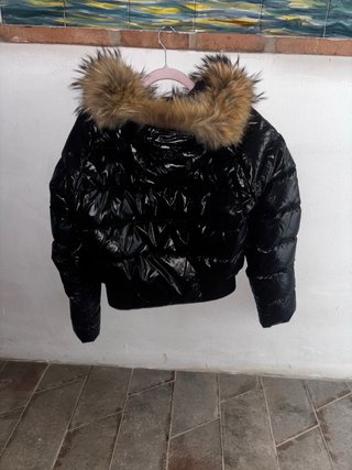 Chaqueta Moncler Negra con Capucha