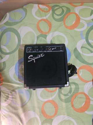 Guitarra Eléctrica Fender Squier STRAT