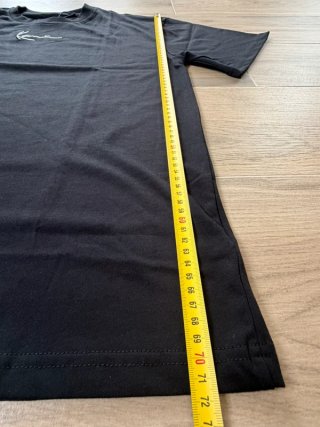 Camiseta Karl Kani Negra Oversize Logo Bordado