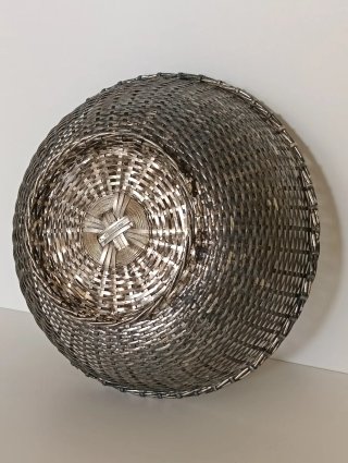 Antigua cesta metal trenzado plata o baño de plata
