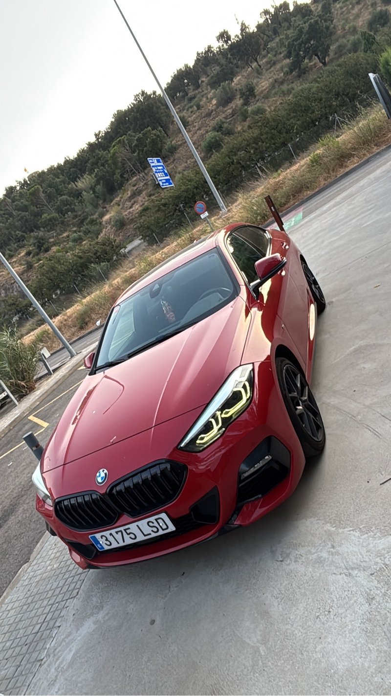 BMW Serie 218d 2021 - foto 1