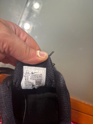 Deportivas Nike niño negras talla 31