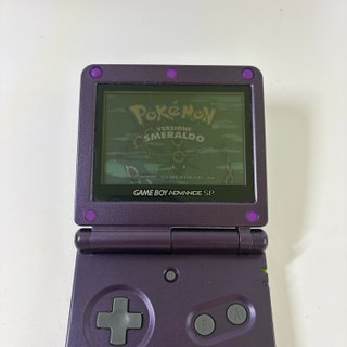 Game Boy Advance SP Donkey Kong e Pokemon Smeraldo