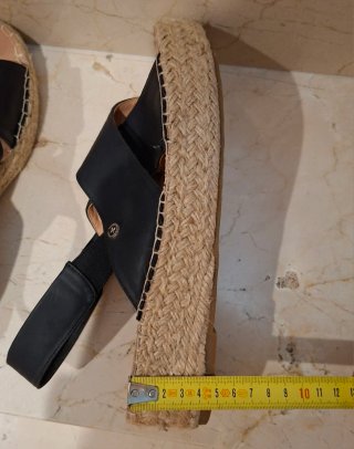 Xti Sandalias plataforma de esparto. Talla 39