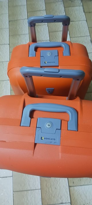 Set valigie Roncato arancioni