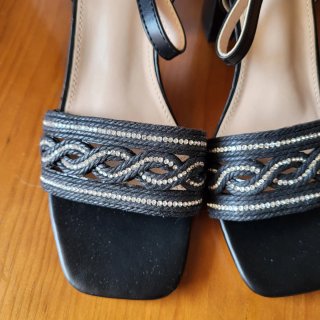 Sandalias fiesta negras talla 37 Tacon 7cms