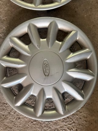 4 Tapacubos Ford Ka 13 Pulgadas
