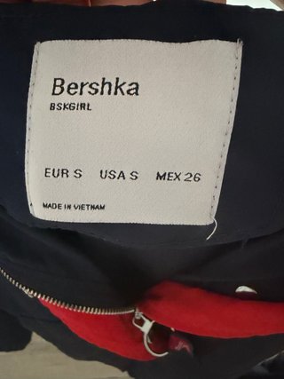 Chaqueta Bershka Anorak Talla S