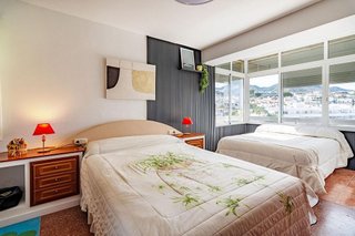 Piso en venta en La Carihuela en Torremolinos
