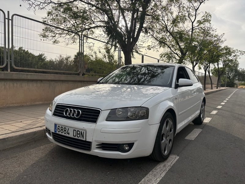 Audi A3 2005 - foto 1