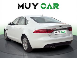 Jaguar XF 2.0D Pure Auto 132 kW (180 CV)