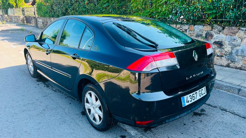 Renault Laguna 1.5 DCI - foto 1