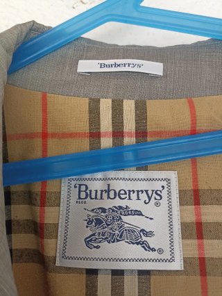 Gabardina Burberrys' Vintage Clásica
