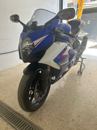 Suzuki GSXR 1000 k7