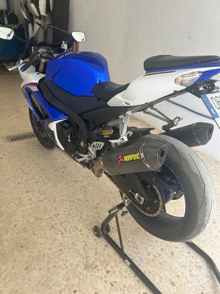 Suzuki GSXR 1000 k7