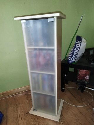 Mueble expositor de cristal y madera