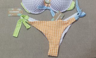 Bikini Calzedonia cuadros multicolor Talla S/M