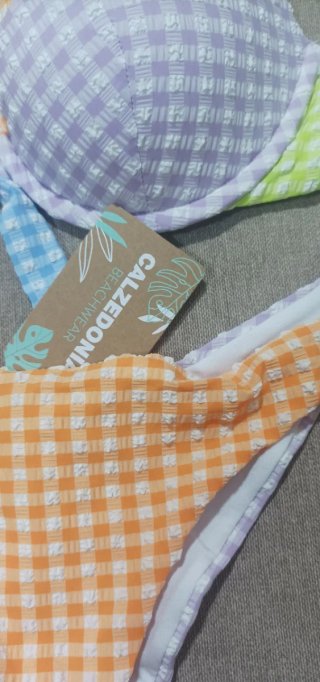Bikini Calzedonia cuadros multicolor Talla S/M
