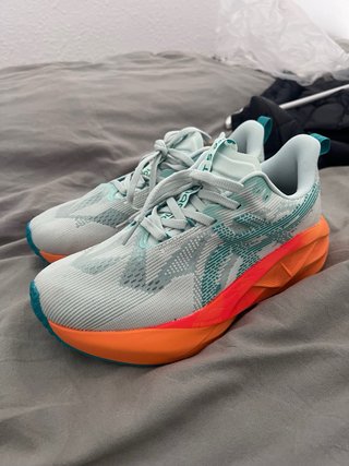 Asics Novablast 5
