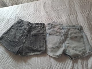 Pantalones vaqueros cortos 2€ cada uno