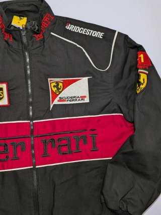 Chaqueta Ferrari F1 Racing talla M rework