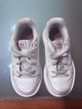 Deportivas niña Adidas rosa Talla 25 (son justitas