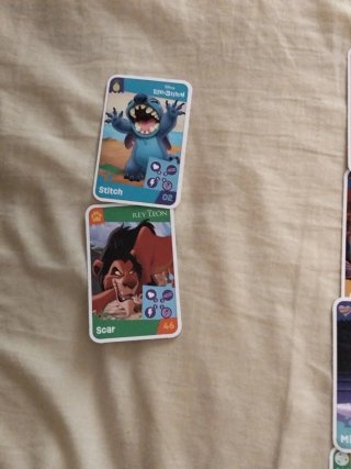 Cromos Disney: Bella, Bestia, Boo, Randall, Peter