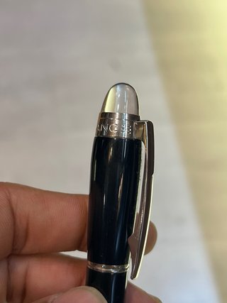 Bolígrafo Montblanc Negro