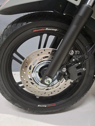 Honda SH350 Sport Maxi Scooter