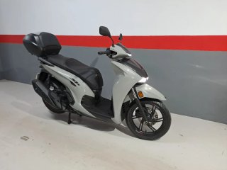 Honda SH350 Sport Maxi Scooter