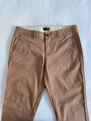 Pantalón vestir marrón Massimo Dutti recto