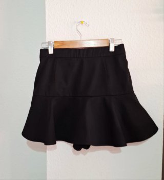 Falda pantalón negra