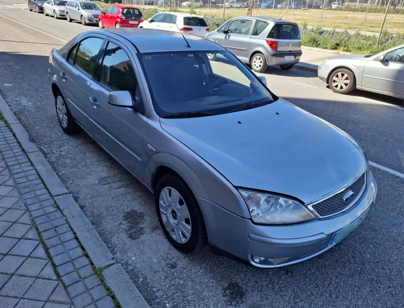 Ford Mondeo 2005 - foto 1