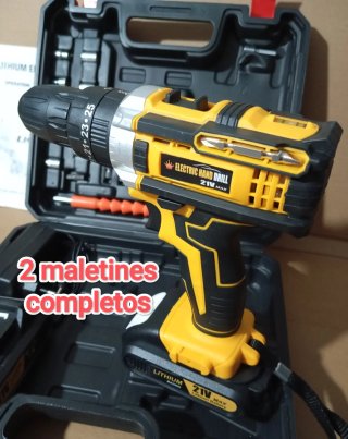 2 Taladros Eléctricos 21V con Maletín.