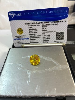 Zafiro Natural Ceylon 10.20 Ct GGL