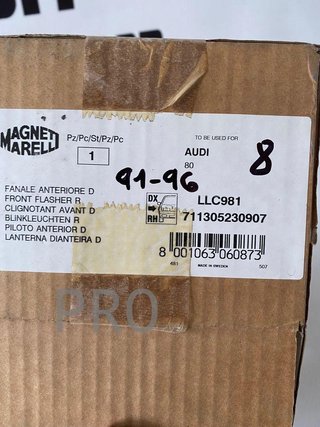 Intermitente Audi 80 LLC981 nuevo