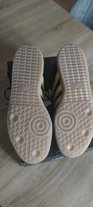 Zapatillas Adidas Messi Negras Doradas Nuevas