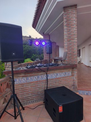 Vsound Subwoofer Profesional activo 2000W 1000Rms