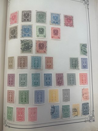 Sellos antiguos Yugoslavia y Austria