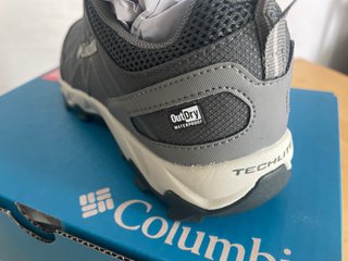 Zapatillas de montaña Columbia nuevas impermeables