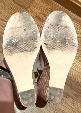 Sandalias cuña beige talla 36